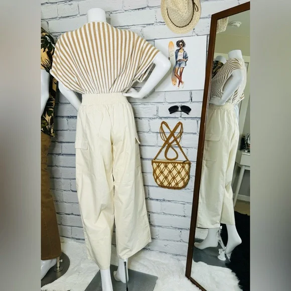 Sienna Sky Drawstring Wide Leg Pants - Picture 3 of 9